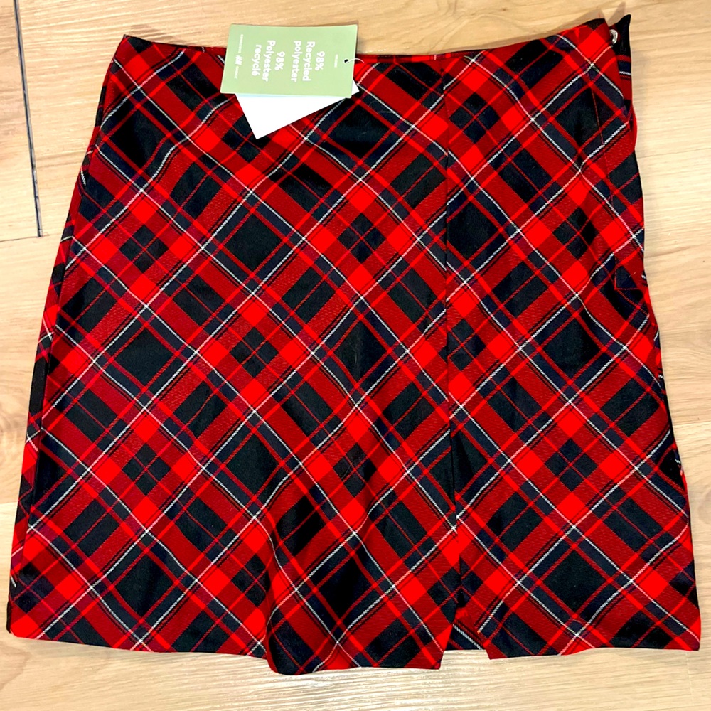 NEW H&M Girls Plaid skirt! Size 14